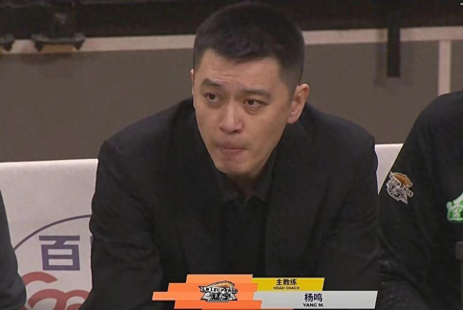 九游官网-曝杨鸣欲请辞辽宁男篮主教练曾凡博伤病加重 周鹏职业生涯里程碑